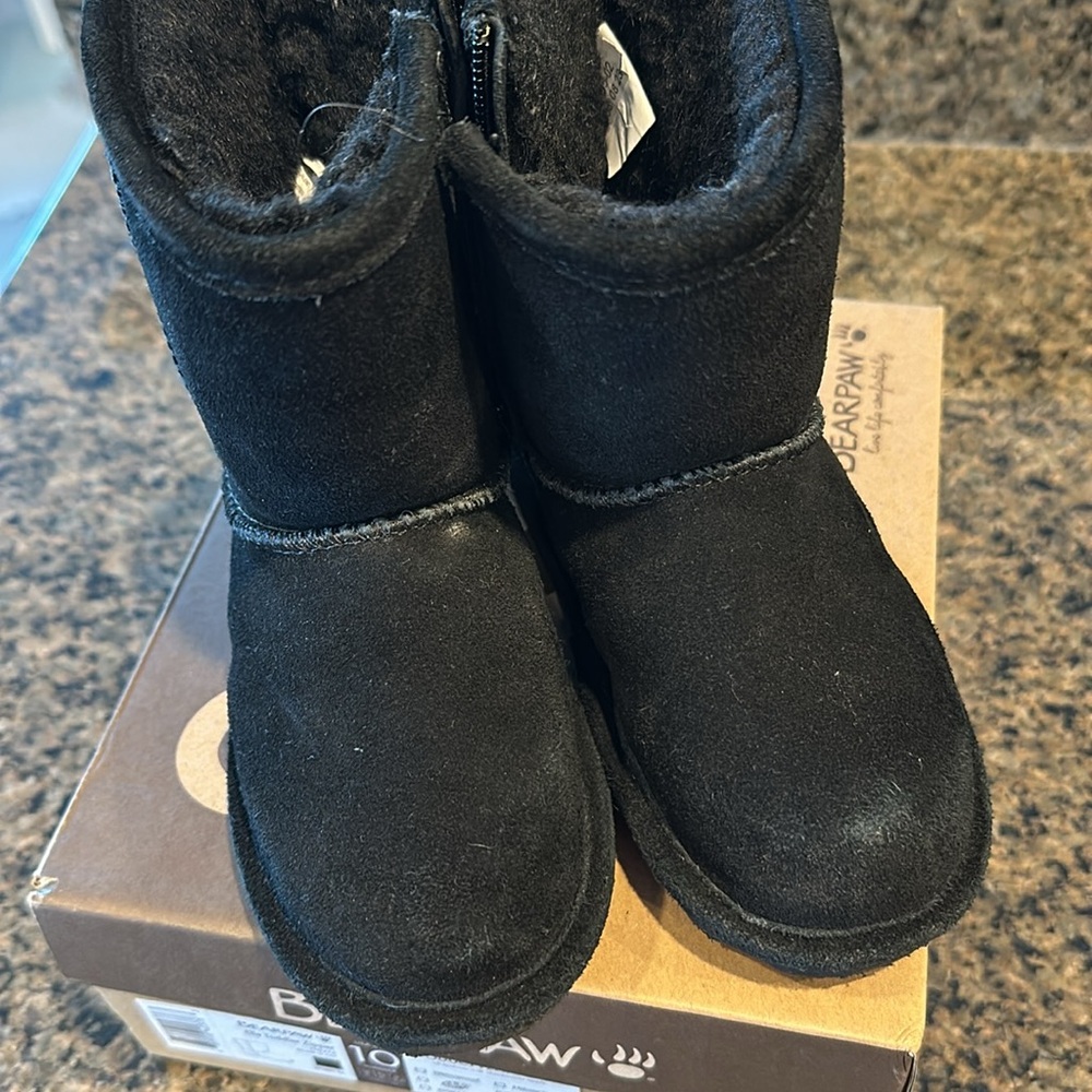 Bearpaw Black Elle Toddler Zipper Boots 10T